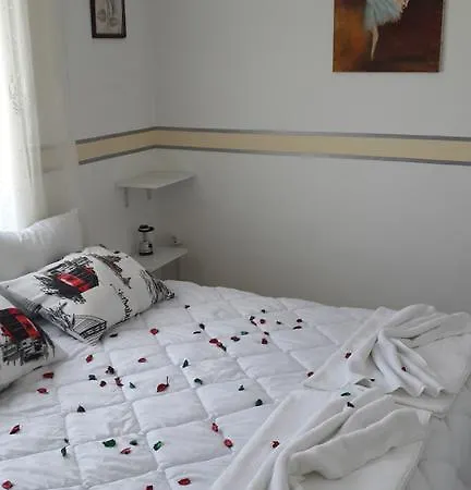 Apartment Madam's Ferienwohnung *